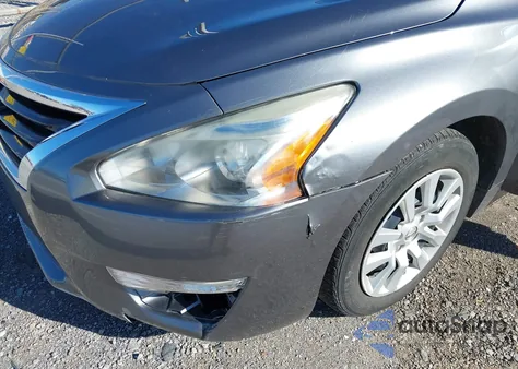 2015 Nissan Altima 2.5/2.5 S/2.5 Sl/2.5 Sv z USA, uszkodzony, nr VIN 1N4AL3AP3FC442860